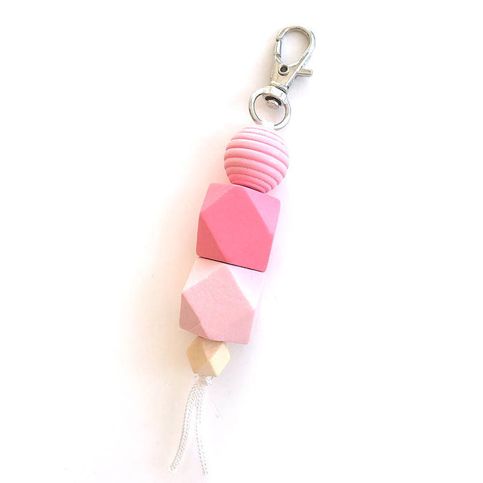 Kantiga träpärlor i färg, 20mm, 2-pack