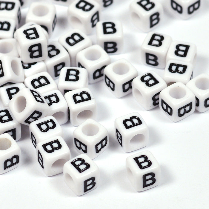 Vita bokstavspärlor, kub, 6mm, A–Z