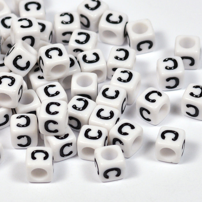 Vita bokstavspärlor, kub, 6mm, A–Z