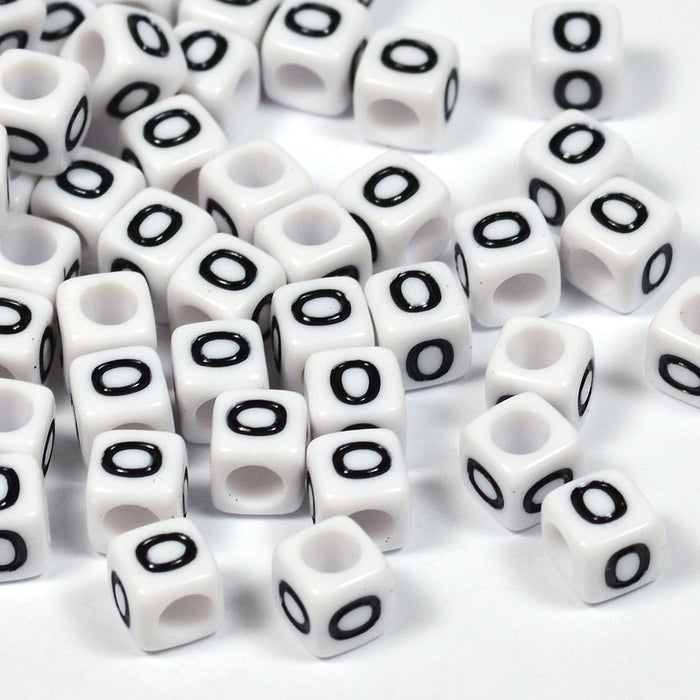 Vita bokstavspärlor, kub, 6mm, A–Z