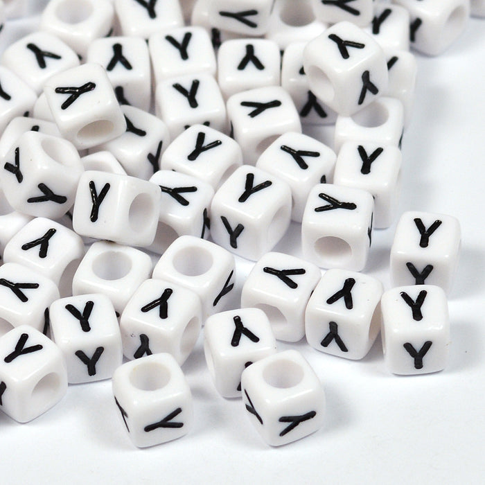 Vita bokstavspärlor, kub, 6mm, A–Z