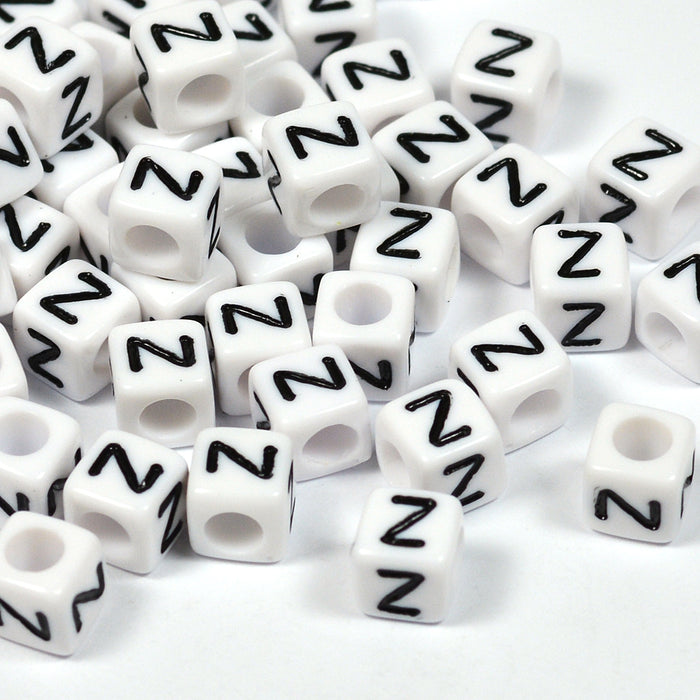 Vita bokstavspärlor, kub, 6mm, A–Z
