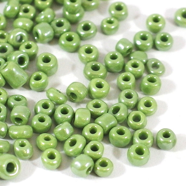 Seed Beads, 4mm, lustered ljusgrön, 30g