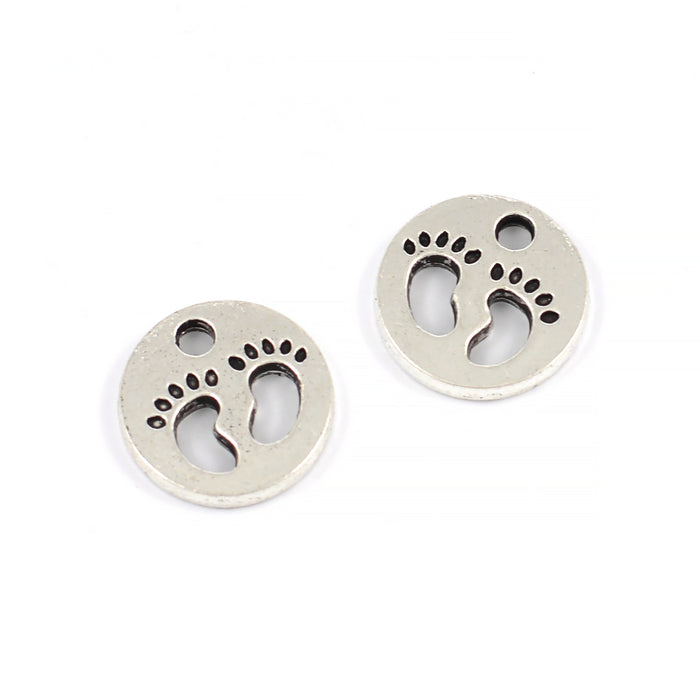 Rund berlock med babyfötter, antiksilver, 11mm, 5st
