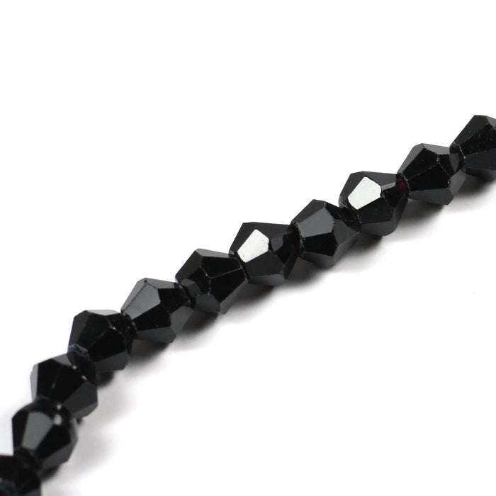 Bicone glaspärlor, svart, 4mm