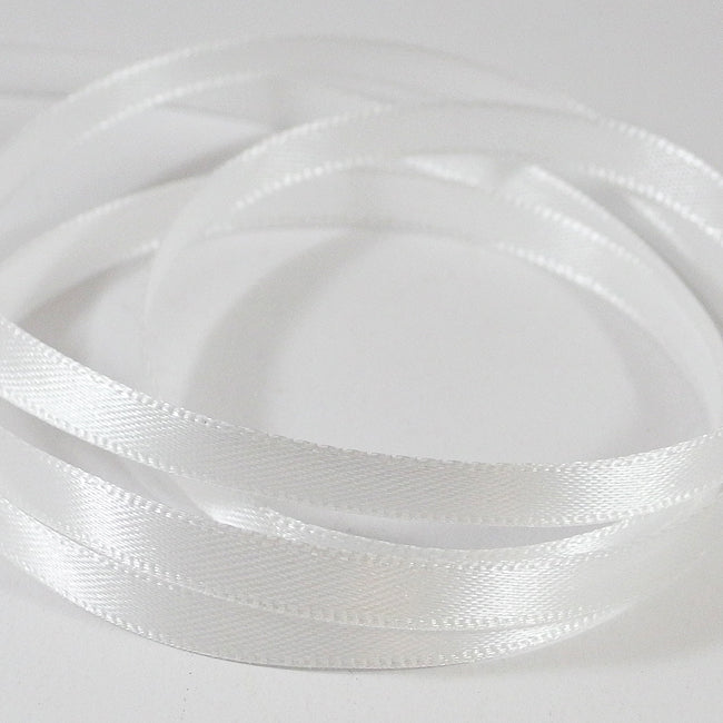 Satinband, 6mm, hel rulle på 22m