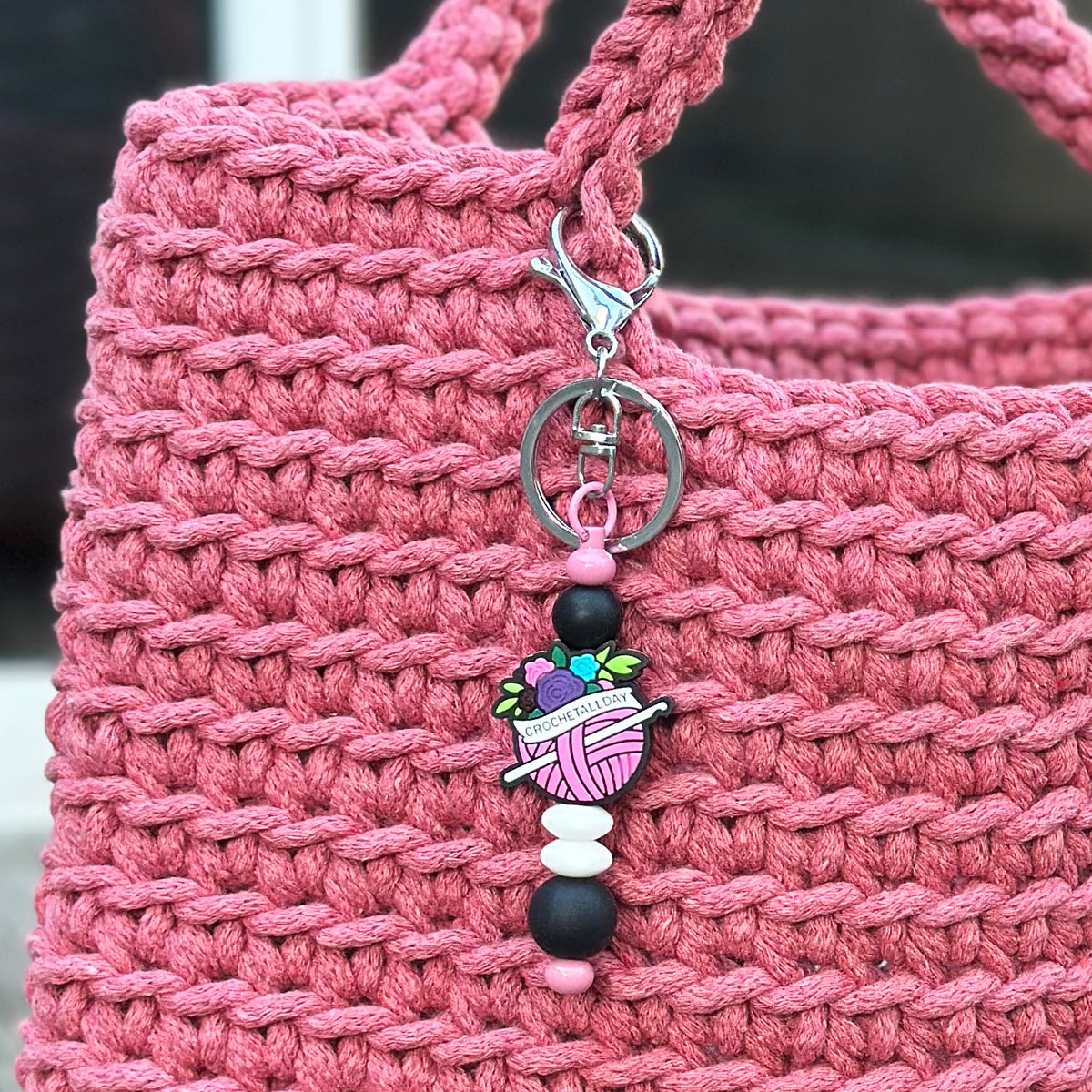 Nyckelring "Crochet all day"