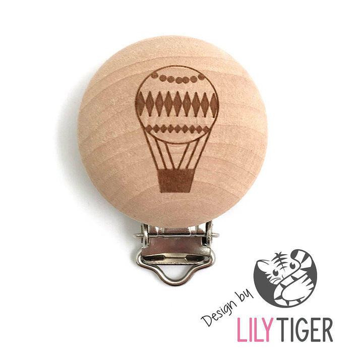 Clips in wood, engraved hot air balloon