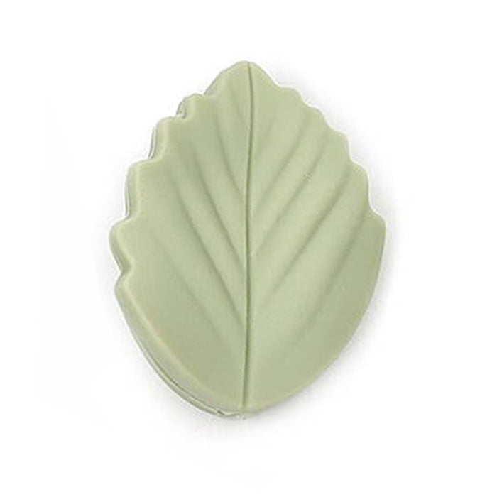 Motive bead in silicone, leaves