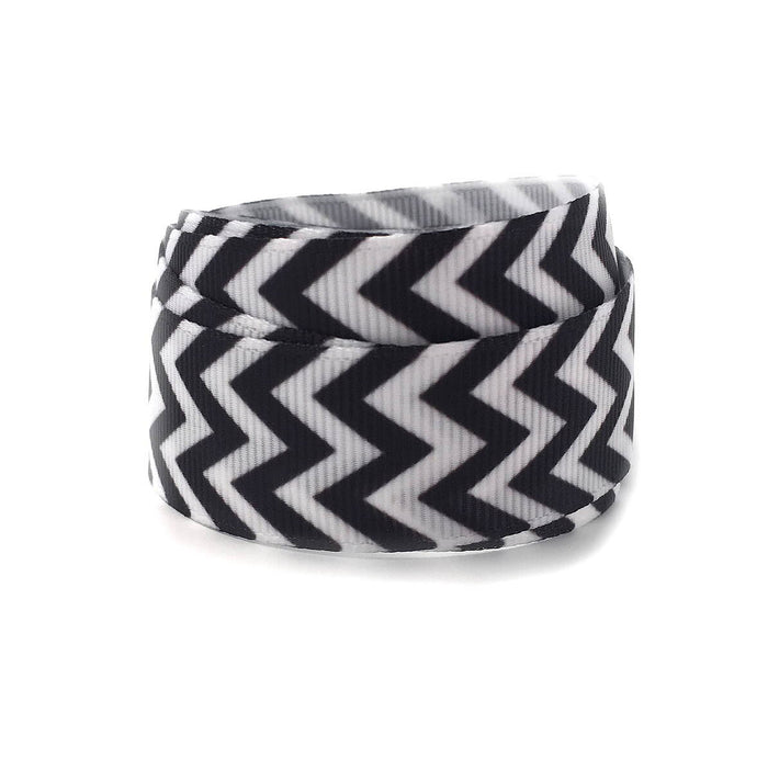 Currant ribbon with chevron pattern, 22mm