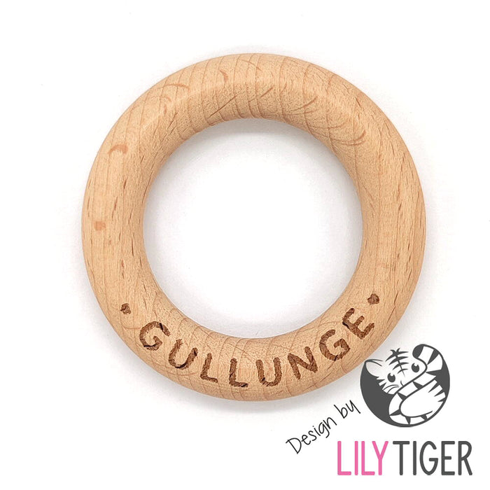Engraved wooden ring "GULLUNGE", 5.5cm