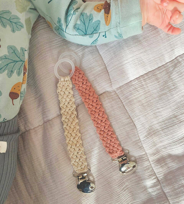 Crochet pattern, pacifier holder VALLE