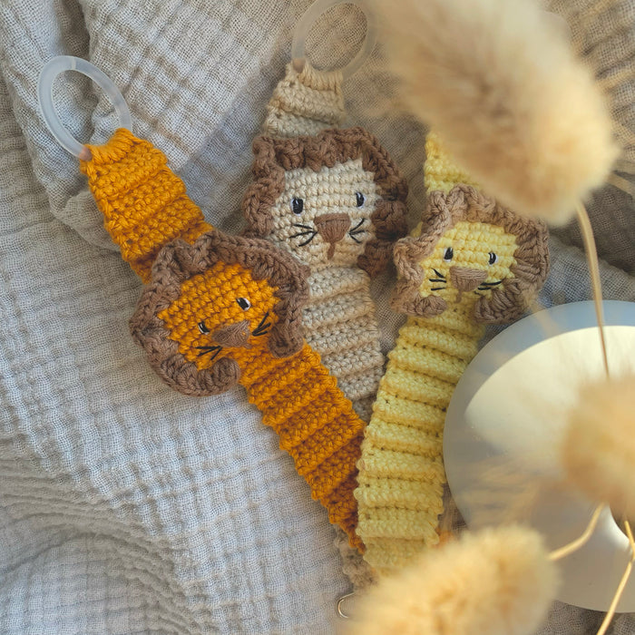 Crochet pattern, SIGGE 3-in-1 : Pendant, rattle &amp; pacifier holder