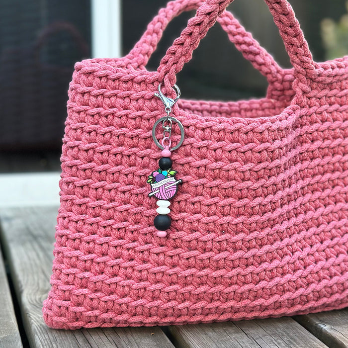 DIY-kit nyckelring "Crochet all day"