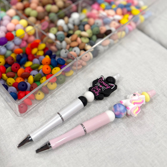 Perlefarvet pen, lyserød