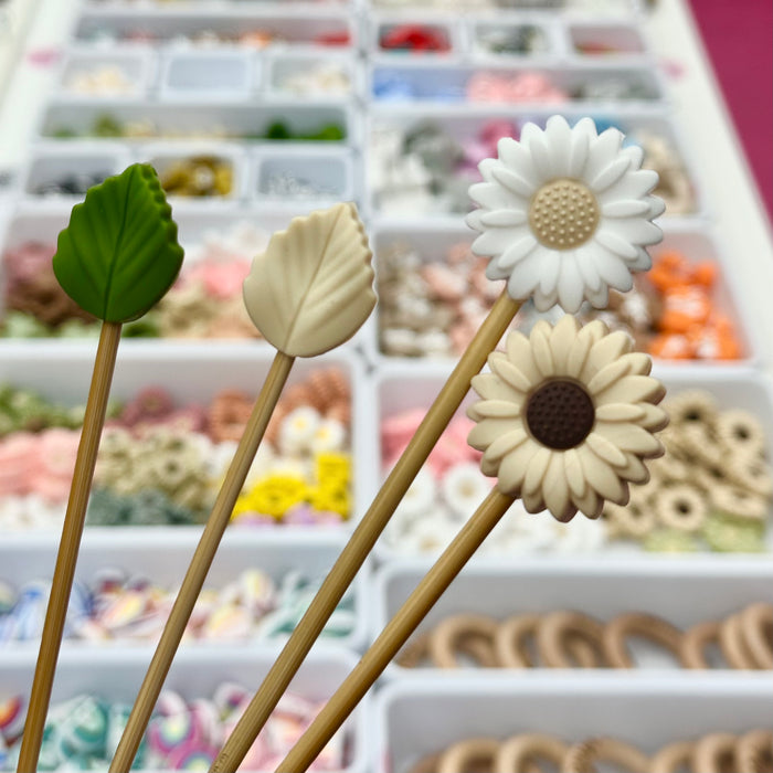 Motive bead in silicone, large daisy