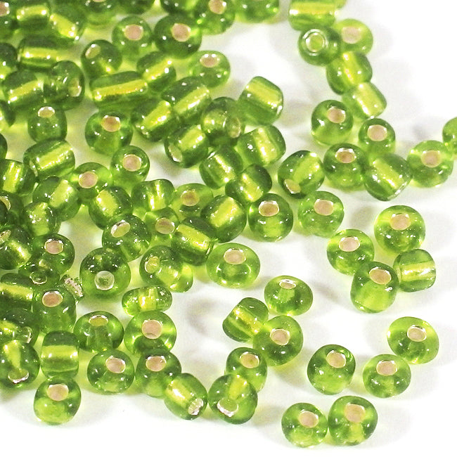 Seed Beads, 4mm, silverlined ljusgrön, 30g