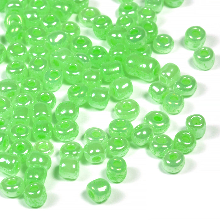 Seed Beads, 4mm, ceylon vårgrön, 30g